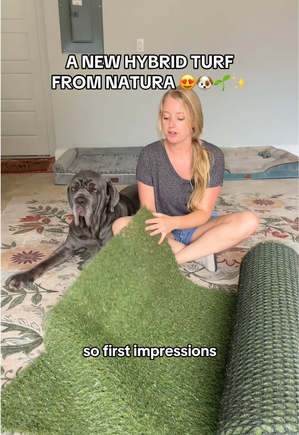 unboxing Natura’s NEW PlayZone™ hybrid turf 😍🐶🌱✨ Link in my bio for a discount!! #NaturaPartner #dogturf #hybridturf #artificialturf #turfinstall 