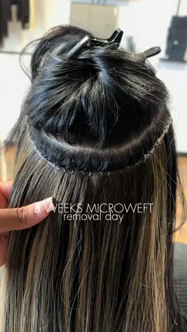 its removal day 🖤  since her last maintenance appt, its been another 5 weeks since and the growth is amazing 😍  extensions appts are available, complete the CONSULTATION FORM IN MY BIO  #wefthairextensions #microweftextensions #houstonextensions #houstonweftextensions 