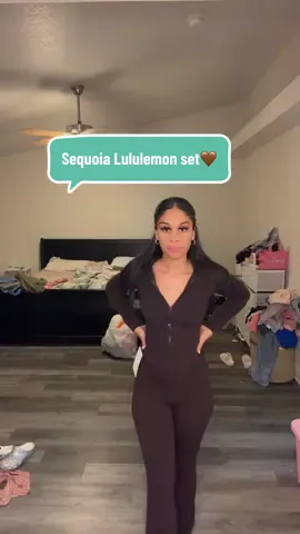 Get the sequoia lulu set!!! I’m obsessed 😻😻(don’t mind my room we just moved in. I’m not done unpacking) also let me know if you would like to see my lulu collection 🥰 ##imobsessed##lululemon##lulu##sequoia##definejacket