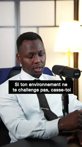 Si ton cercle ne t’élève pas, ce n’est pas un cercle, c’est une cage ✅ #entourage #reussir #entrepreneur #business #developpementpersonnel 