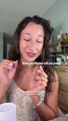 i’ve been loving it so much yall like— i never thought i would like a perfume oil so much 🤍 #tiktokshopcreatorpicks #perfumeoil #eternalperfumeoils #longlastingperfume #perfumetok 