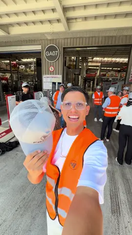 Super Factory Tucks 🇨🇳 @Foton Guatemala 🇬🇹 #hellomucha🇺🇸🇬🇹 #hello🇺🇸mucha🇬🇹 #josydeanna 