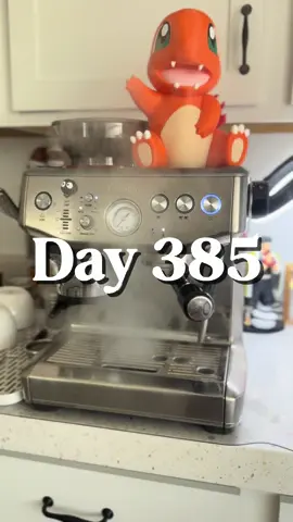 Day 385 of learning to do Latte Art until I get 100k Followers  . . . . . . . . #fyp #howdomakelatteart  #coffeereels #BrevilleCoffee #DeLonghiEspresso