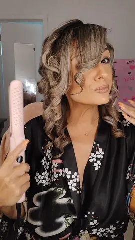 @wavytalkofficial whirlwind curl airflow styler and straightener 🥰 #wavytalk #hair #hairtok straightens and curls your hair instantly while locking in your style save time and your hair 