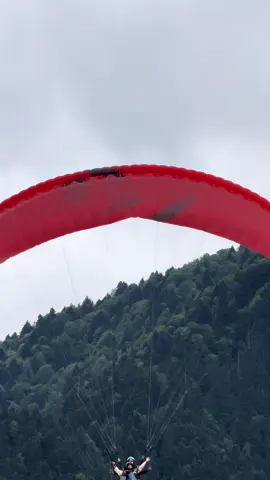 من اجمل فعالية في شمال تركيا باراشوت 🤩 للحجز رقم وتساب في البايو 📌#uzungolpargliding1 #فعاليات #uzungöl #مغامرات #باراشوت 