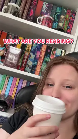 What are you reading? 📖 #fourthwing #onyxstorm #BookTok #bookreccomendations #whatareyoureading 