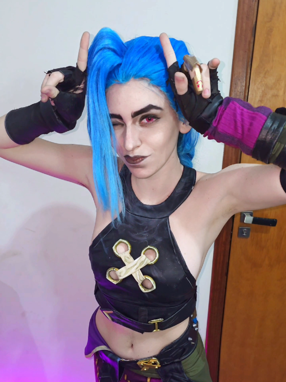 só lança hit ne @MC GIMENES  dc: minha 😁 #jinx#cosplay#arcane#dance#leagueoflegends 