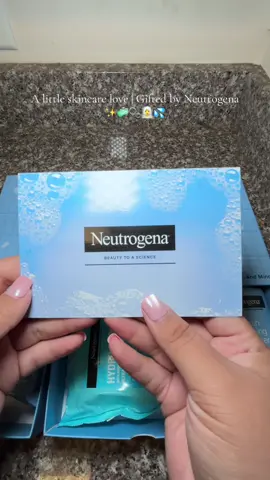 So grateful for this skincare delivery 💌 Thank you @Neutrogena for keeping my skin fresh, clean, and glowing 🌿☀️  #neutrogenagifted #neutrogena #skincare #facecleanser #makeupremoval 