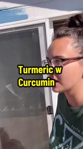 Taking Tylenol and ibuprofen could ruin your kidney and liver - two organs that are pretty important to living. Instead of popping those like candy, try taking turmeric with curcumin and black pepper. It is well researched that long-term turmeric use reduces joint pain and inflammation. ##turmeric##curcumin##akchev##health##stack