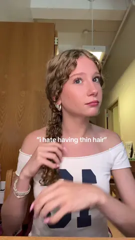 i have SO MUCH hair. #curlyhair #curls #fyp #foryoupage #blondecurls 