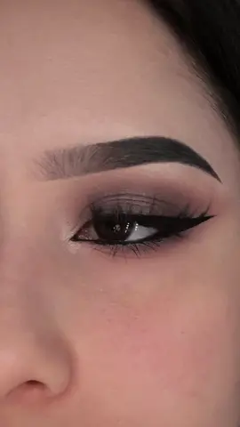 brown smokey eye tutorial 🤎🍂  #eyeshadow #makeup #eyebrows 