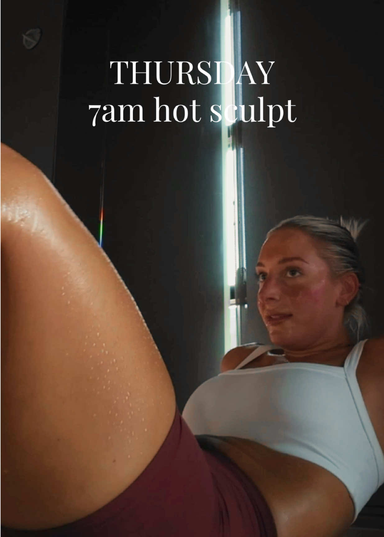 Just your weekly reminder that sculpt is hotter than Texas pavement ☀️🥵 Studio: @format.fw 🖤 Set: @UNISSU @Unissu 🍷 (linked in Showcase, ShopMy, & Amazon) Instructor: Francesca 👣 #matpilates #sweatygirl #workoutmotivation #fitnessgirl #pilates 