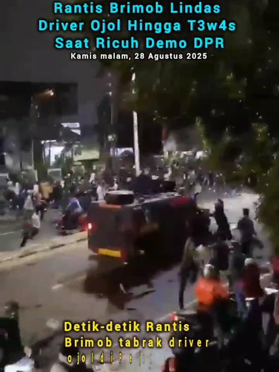 Patrolmedia, Jakarta – Kapolri Jenderal Listyo Sigit Prabowo langsung merespons insiden maut mobil Rantis Brimob yang menewaskan seorang driver ojek online (ojol) saat kerusuhan demo DPR, Kamis (28/8/2025). Listyo tak mau kasus ini berlarut. Dia langsung perintahkan Kadiv Propam Polri untuk turun tangan mengusut tuntas. Kericuhan di depan DPR berakhir tragis. Seorang driver ojol bernama Afan Kurniawan tewas terlindas mobil Rantis Brimob di kawasan Pejompongan, Jakarta Pusat. https://www.patrolmedia.co.id/2025/08/29/rantis-brimob-lindas-ojol-hingga-tewas-kapolri-minta-propam-usut-tuntas/ #demodpr #driverojol #ojol #kepri #batam 