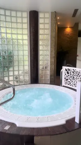 On découvre ensemble un superbe endroit pour se détendre ✨🧖‍♀️ Rien de mieux pour se préparer avant la rentrée … 🫶🏼 @Quintessia-resort  #spa #SelfCare #relaxation #rentree  #hammam 