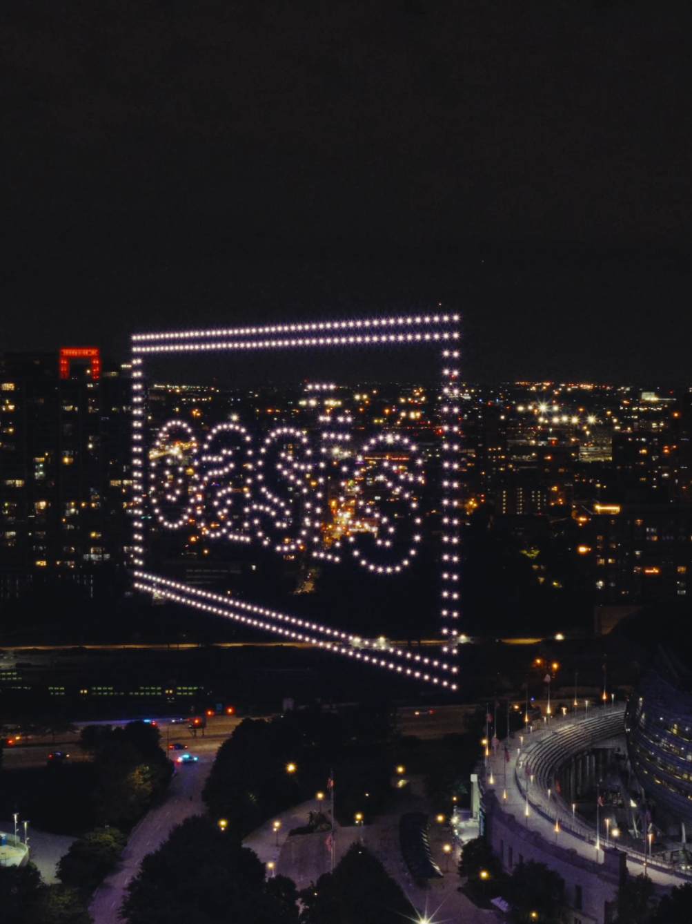 Chicago are you ready? #oasislive25  #OnTour 