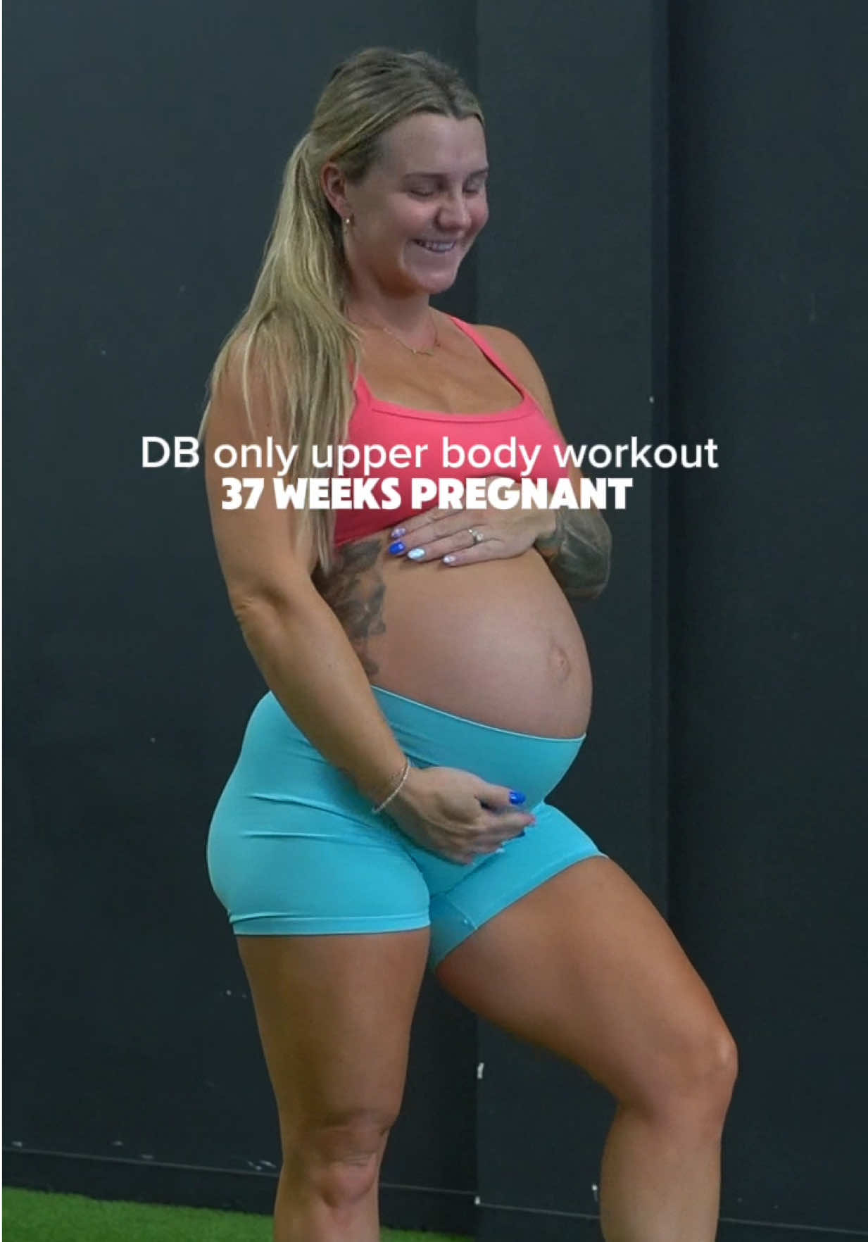 Download my 40 week prenatal workout guide for more safe + effective workouts for BOTH pregnancy & postpartum 💘 #pregnanttiktok #pregnancyworkout #prenatalfitness #upperbodyworkouts #dumbbellworkout 