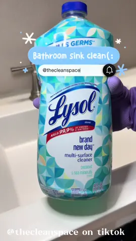 Not me joining this spirit week days later😓 (before there were customs) I knew I had to join when I heard we had to use the og cleantok sponges aka the dollar tree ones🫰🏼this spirit week is hosted by @KK🩵🧖‍♀️ @Smiley ❤️ #lysol #cleaningasmr #spongeasmr #spongetherapy #thecleanspace 