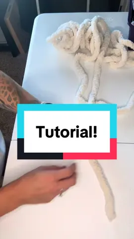 A little tutorial for knitting in the round that I just recorded ❤️#barnwoodblankets #knitting #chunkyyarnknit 