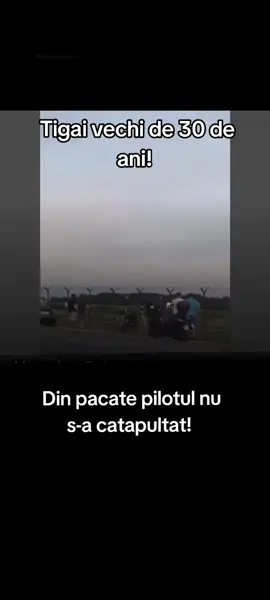 Un avion F-16 polonez s-a prăbușit  în timpul pregătirilor pentru un spectacol aerian! 