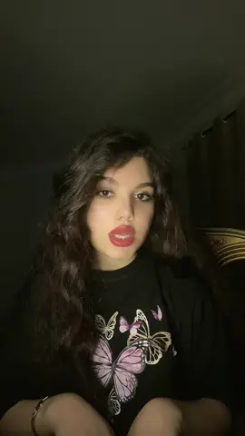 صغير أنا وغلطت عمري #wafaaemad #fypシ #trending #viraltiktok #singing #foryoupage #عراقي #صغير_اني 