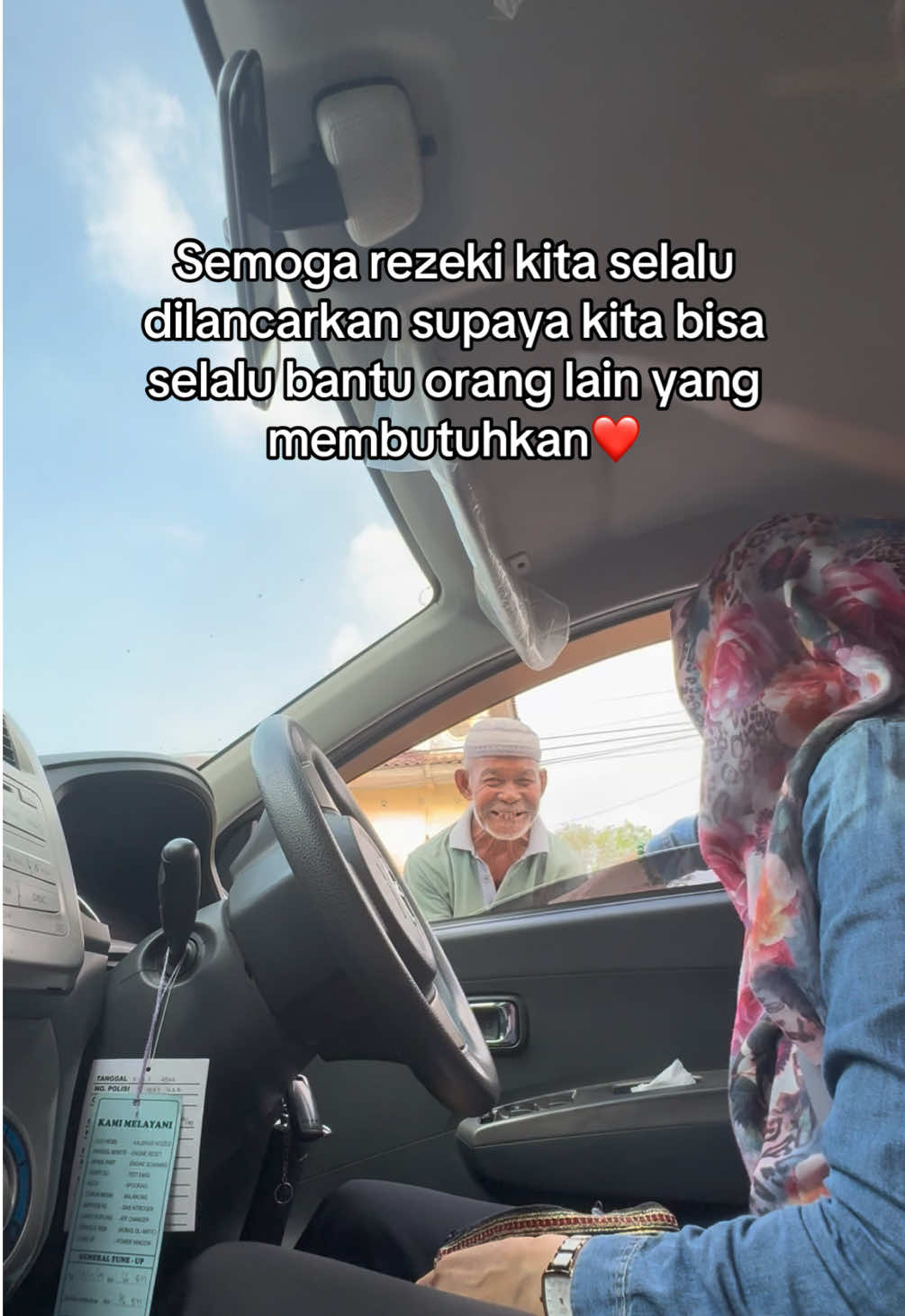 Semangat kakak-kakak semua, yang sedang demo untuk memperjuangkan hak rakyat, stay safe dan hati-hati pulangnyaaa❤️🥹💕 #fyp #demo #demodpr #berbagi #tunjangandpr 