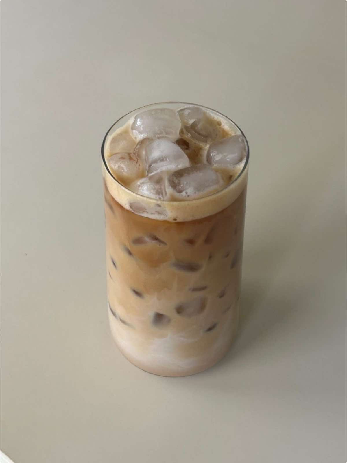 ASMR ice latte ☕️🍯 #asmr #CapCut 