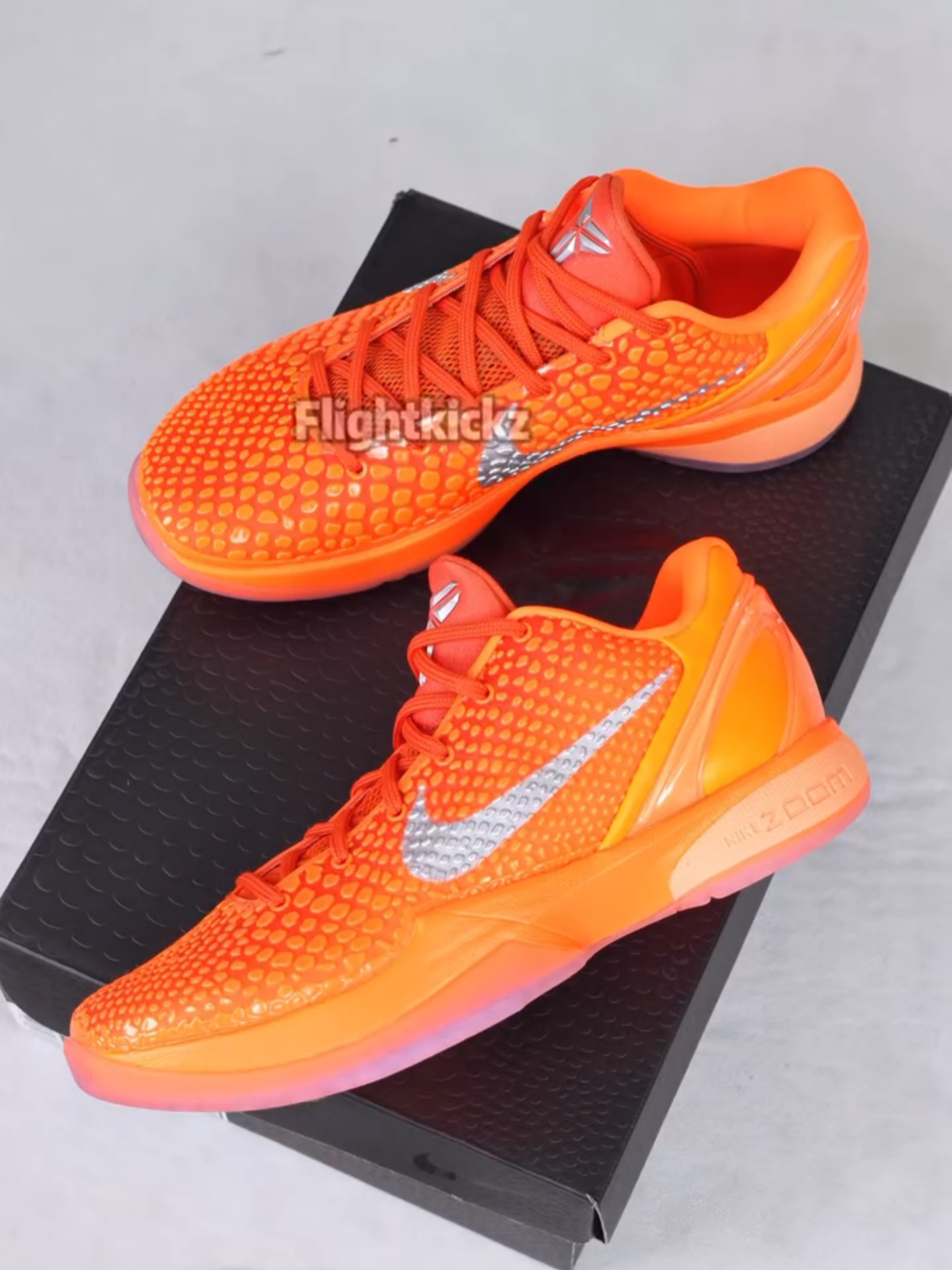 Nike Kobe 6 Protro “Total Orange” 2025 sneaker unboxing #kobe #kobe6 #kobe6protro #kobe6grinch #kobebryant #travisscott #travisscottjordan1 #kicksonfire #hypebeastkicks #thepanel #jordan1sonly #snkrskickcheck #solecollector #jordan1addict #igsneakercommunity #jordanaddict  #aj1 #aj3 #airjordan11 #airjordan #jordan1lowog #flightkickz #aj12 #totalorange  #bikergram #aj4