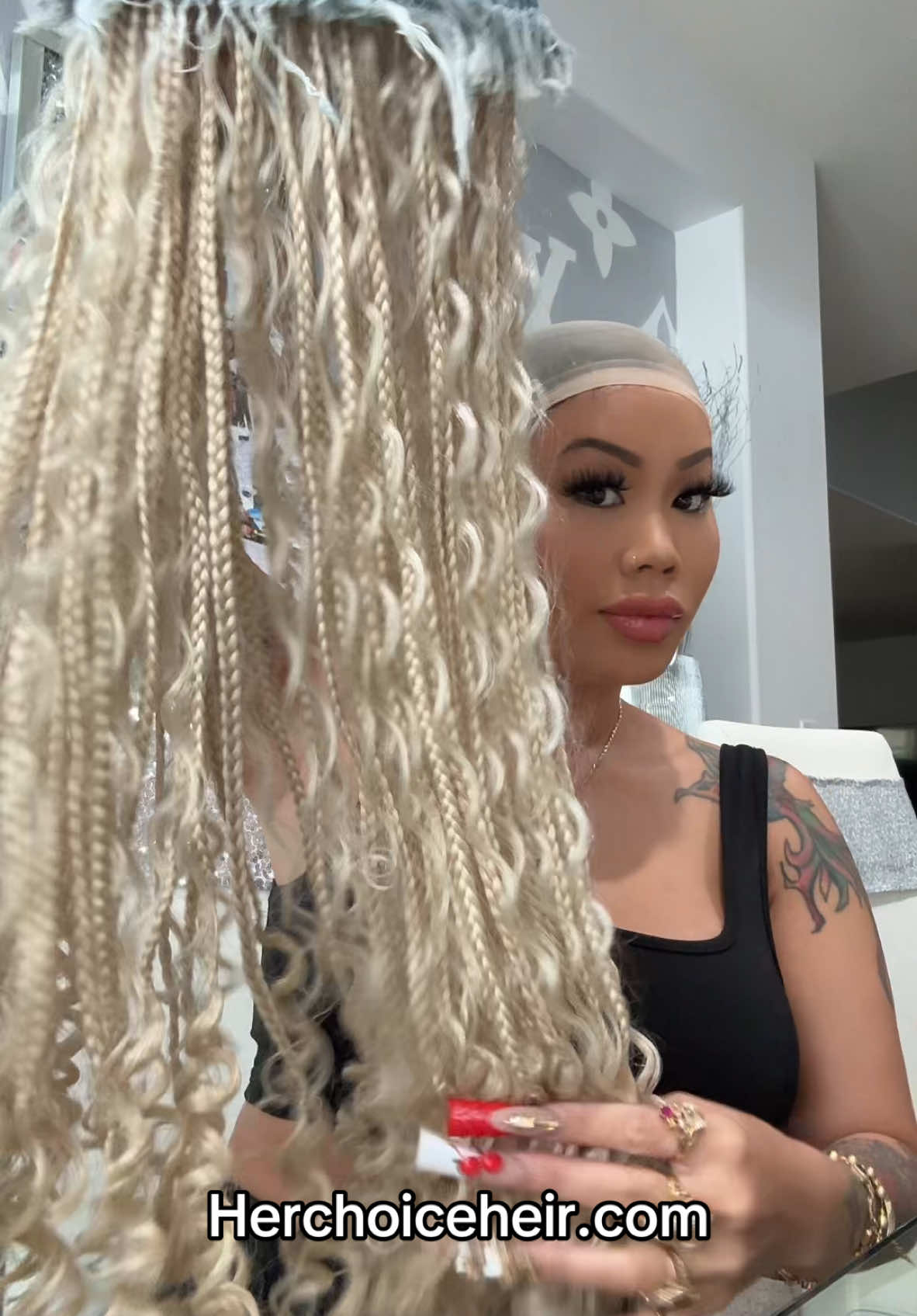 @Tina #wigs #braids #hats 😍😍😍