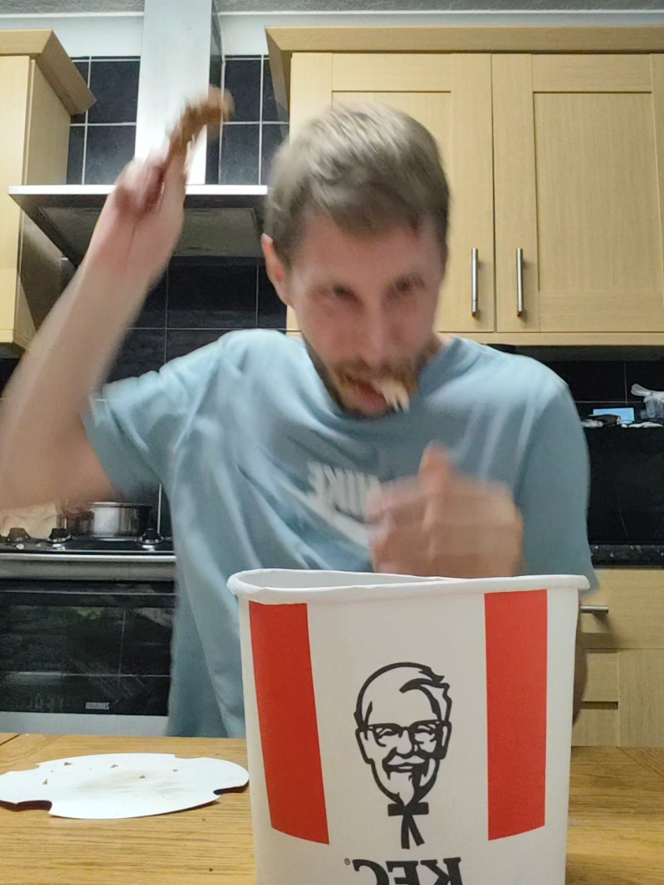 Kentucky Fried Chicken review #kfc #chicken #lukeywukey #tiktok #fypviralシ 