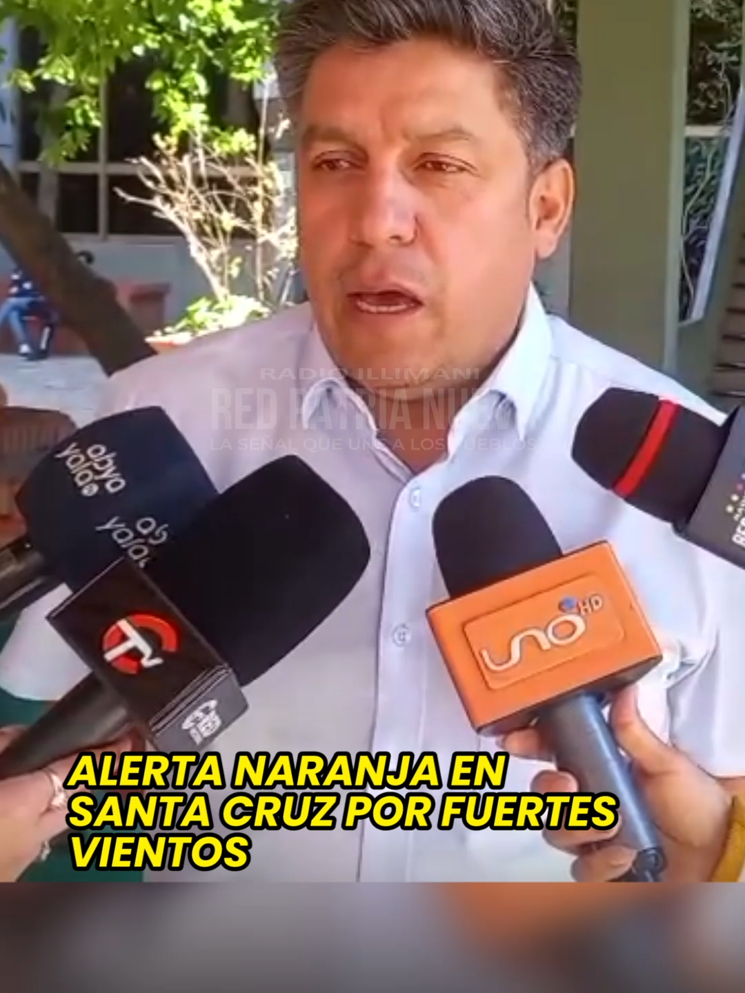 El Centro Nacional de Monitoreo contra los Incendios emitió una alerta naranja en Santa Cruz debido a vientos de 60 a 90 km/hque se prevén entre el 29 y 31 de agosto 🌪️. El director departamental de Senhami, Ramiro Soliz, confirmó que en el departamento se registran 686 focos de calor y 6 incendios activos en los municipios de San Ignacio de Velasco y Carmen Rivero Tórrez 🚨. #SantaCruz #AlertaNaranja #Senhami #MedioAmbiente #Noticias #RedPatriaNueva