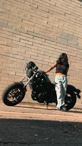 little fit check with my Baby :) 🖤 #hondarebel500 #rebel500 #motorcycle #losangeles #motorgirl 