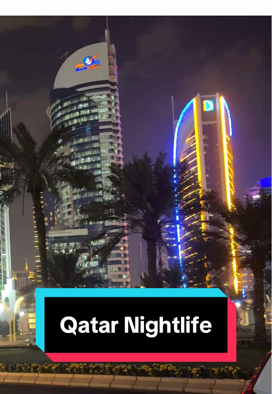 A quick glimpse of how beautiful Qatar looks at night 👌🏽 #doha #qatar #visitqatar #dohaqatar #qatarnightlife 