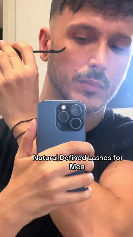 Masculine Makeup Look, Natural Lashes for Men with @REFY #mensmakeup #mensgrooming #masculinemakeup 
