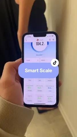 Telling me to get on a scale is CRAZY but I love this thing so much  #dealsforyoudays #RENPHOsummer @RENPHO 