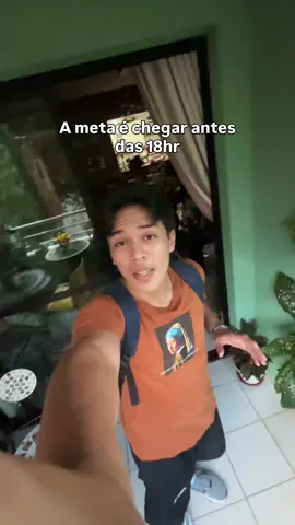 Alguem me arranja uma escada