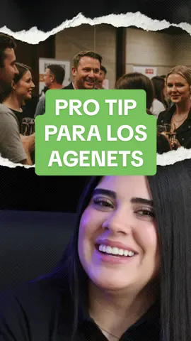 🚨 Agente, no pierdas esta oportunidad de oro 🚨 Tus visitas a clientes pueden convertirse en tu mejor estrategia de marketing. 👉 Cuando ya existe confianza, entrega varias tarjetas para que las compartan con amigos, familiares y vecinos. 🏡 Así transformas una sola visita en muchas más oportunidades. 🔑 ⚡ El crecimiento está en los pequeños detalles que multiplican tus contactos. 📲 Síguenos en Quantum Insurance Advisors para más tips que te ayudarán a crecer como agente y llevar tu negocio al siguiente nivel. @JonnyByDesign 