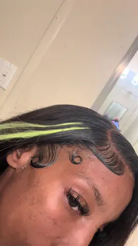 Curls or Crimps ? 🧏🏽‍♀️ 💚 #gettoknowme #domyhairwithme #foryoupage #content #newcontentcreator 