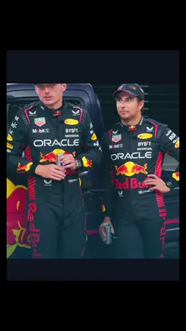 ¿Checo? ¿Todo bien? 😳 #maxverstappen #checoperez #chestappen #formula1 #f1 