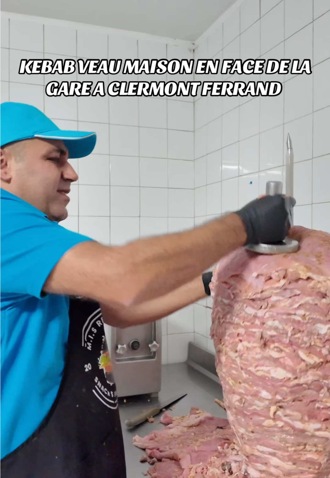 @ISA 💙 Mis Burgers une tueriiiie leur viande !! #clermontferrand #kebab #broche 