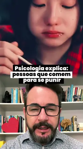“Pessoas que comem para se punir.” #comer #psicologia  #terapia #cura  #mulheres 