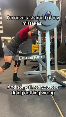 But here I go again my goal won’t be achieved without hard work and perseverance. And nothing worthwhile is. #motivation #gymmotivation #fitnessmotivaton #squat #dontquit 