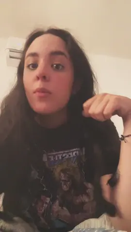 😃👈🏻🤫