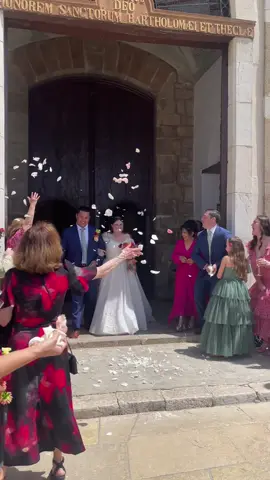 I love weddings #barcelona #destinationwedding #weddingday 