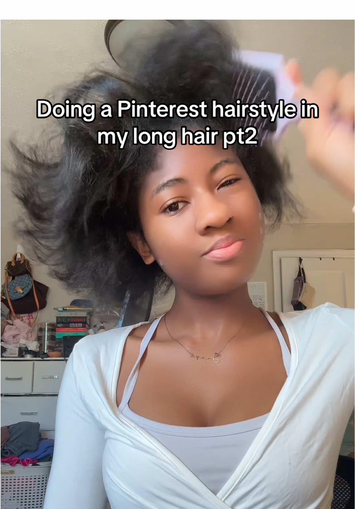 Doing a Pinterest hairstyle in  my long hair pt2