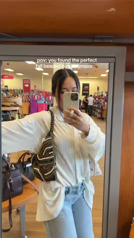 it’s the fact that I saw this gorg fall beaded bag at tjmaxx & then havent seen her since 😩😩😩 #tjmaxx #tjmaxxfinds #shoppingvlog #beadedbags #fallbag 