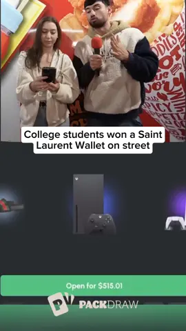 College students won a Saint Laurent Wallet on street #kickstreaming 
