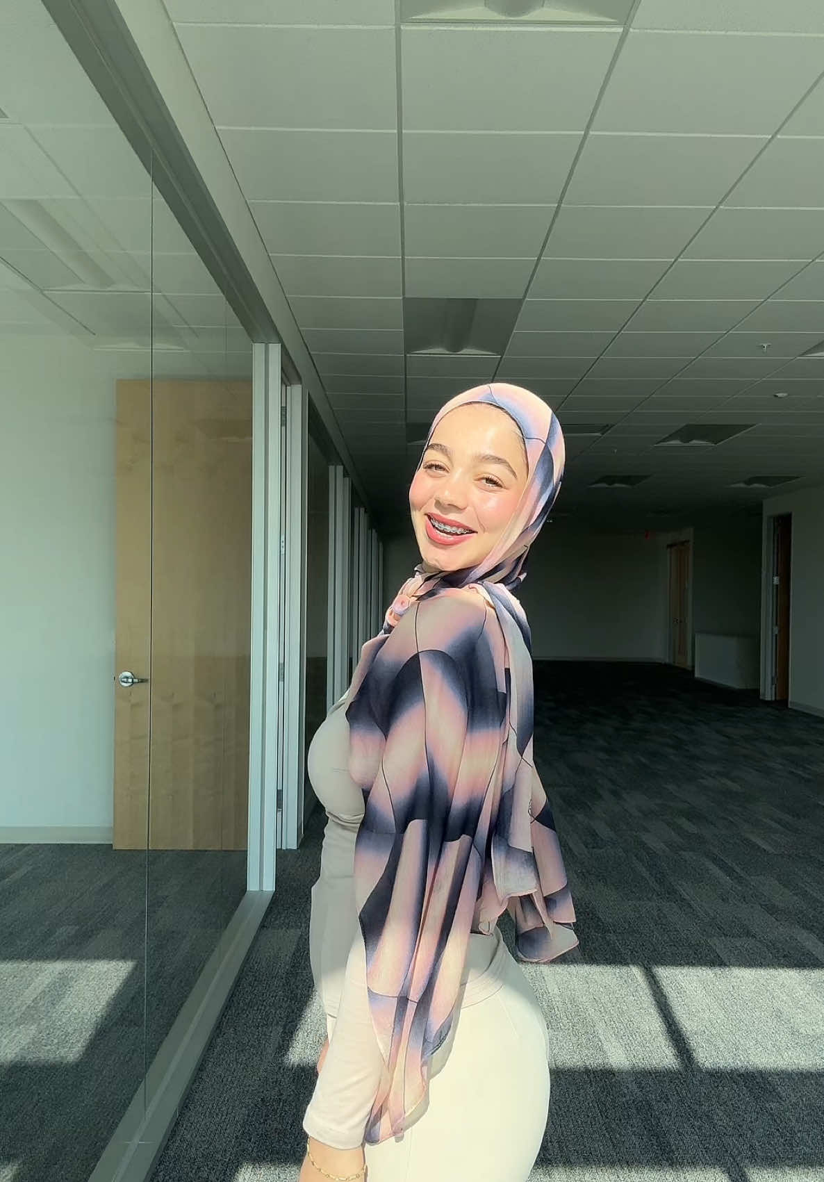 ri7et neswannn #fypシ #ArabTikTok #Jordanian #hijabifashion #corporateootd 