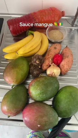 J’avais vraiment envie de manger ça aujourd’hui, malgré ça n’a pas le même goût que chez moi🇬🇳🇬🇳 mon paradis me manque ❤️💛💚