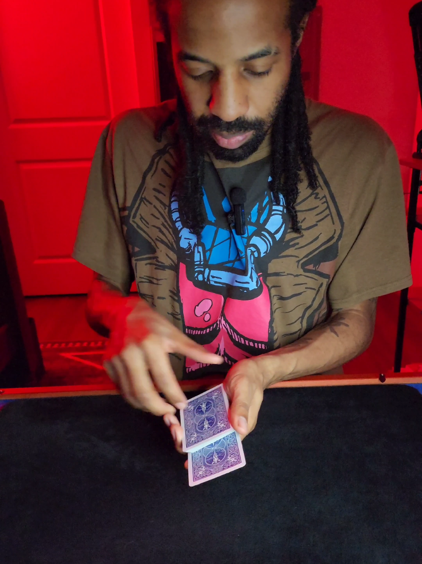 Unbelievable Ambitious Card Routine — Prepare to Be Amazed! . #magic #magician #lol #tricks