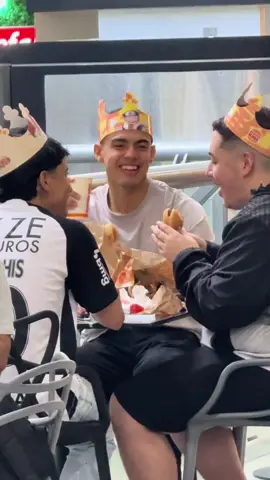 #naruto #recreo #burgerking #friend @Nelson Arenas @Roosevelt Peroza461 